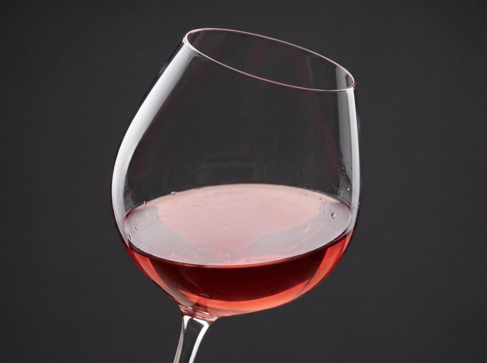 Pinot Noir tasting note pale ruby wine Burgundy bowl glass