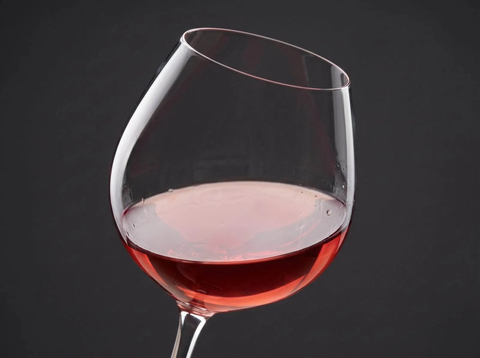 Pinot Noir tasting note pale ruby wine Burgundy bowl glass