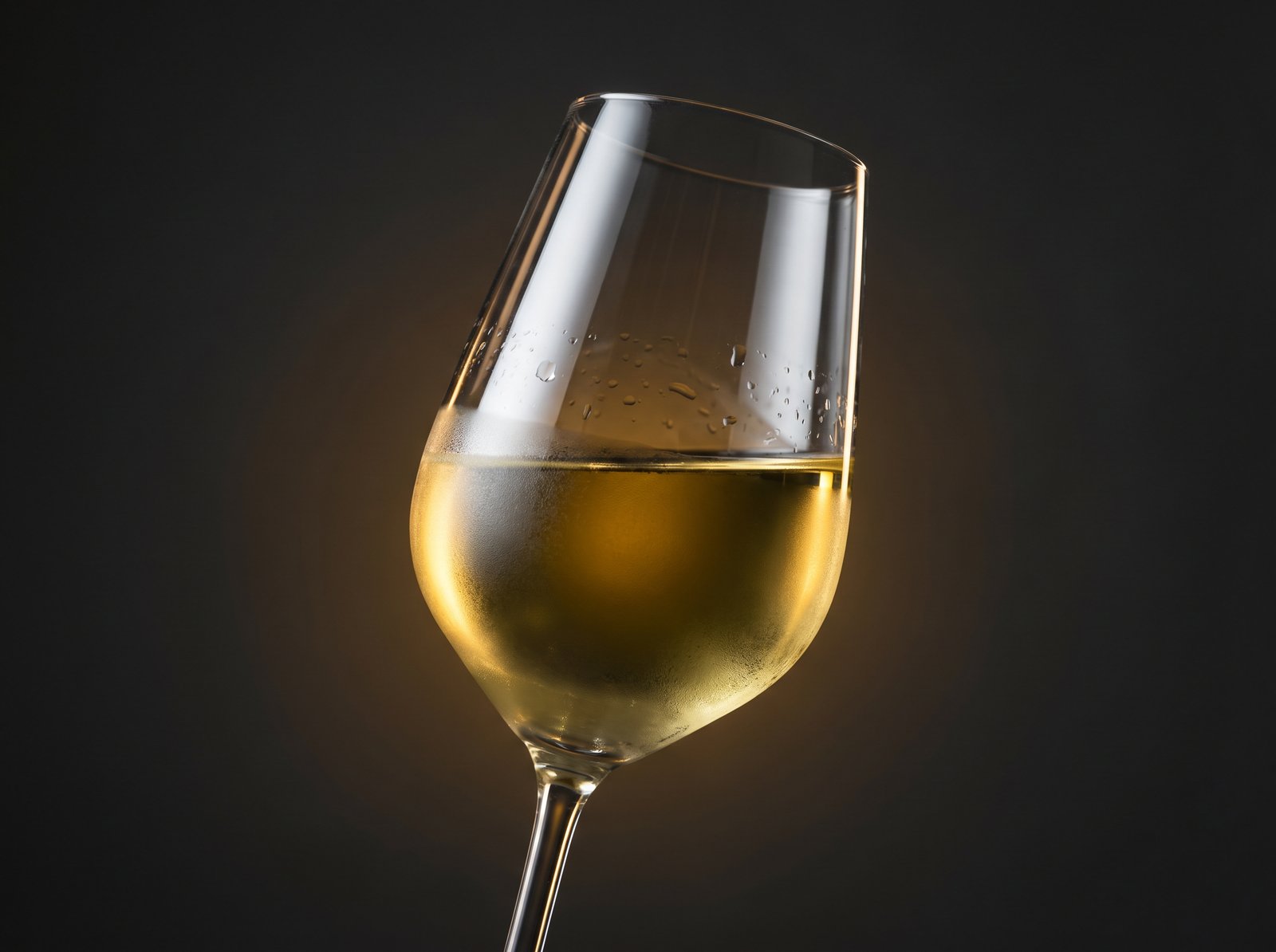 Chardonnay tasting note lemon gold white wine tulip glass WSET SAT