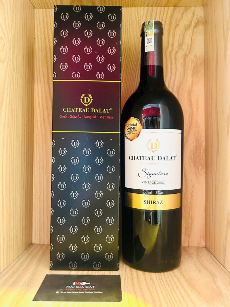 Chai rượu vang Chateau Dalat Signature Shiraz