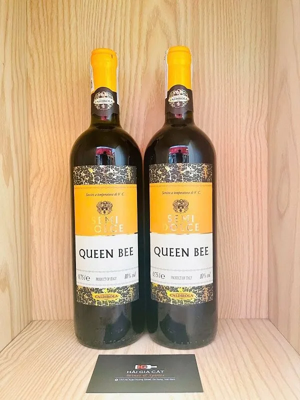 Chai queen Bee Semi Dolce – Đồ uống từ rượu vang Ý