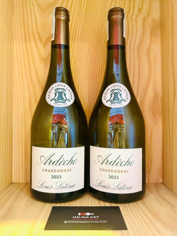 Chai rượu vang Louis Latour Ardèche Chardonnay
