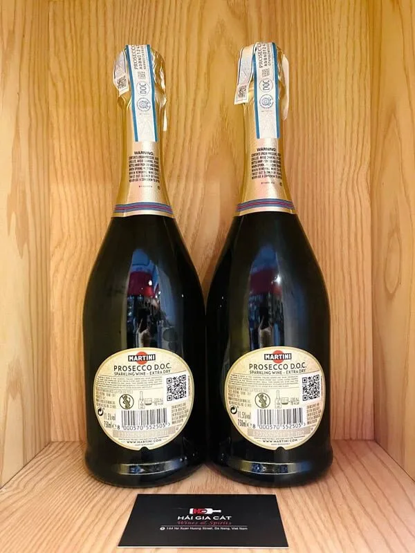 Mặt sau chai rượu vang nổ Martini Prosecco D.O.C