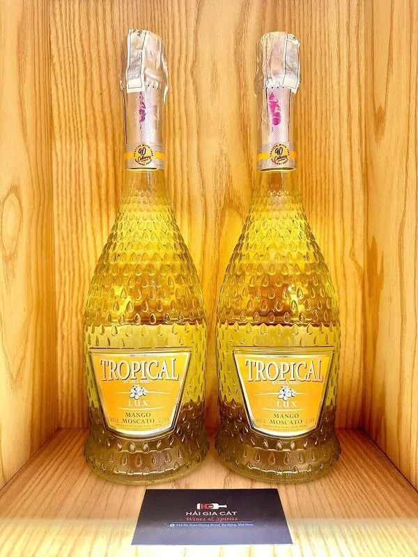 Chai rượu vang nổ Tropical Moscato Lux Mango