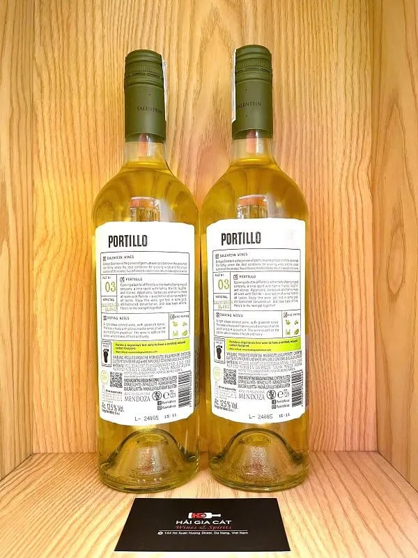 Mặt sau chai rượu vang Portillo Sauvignon Blanc