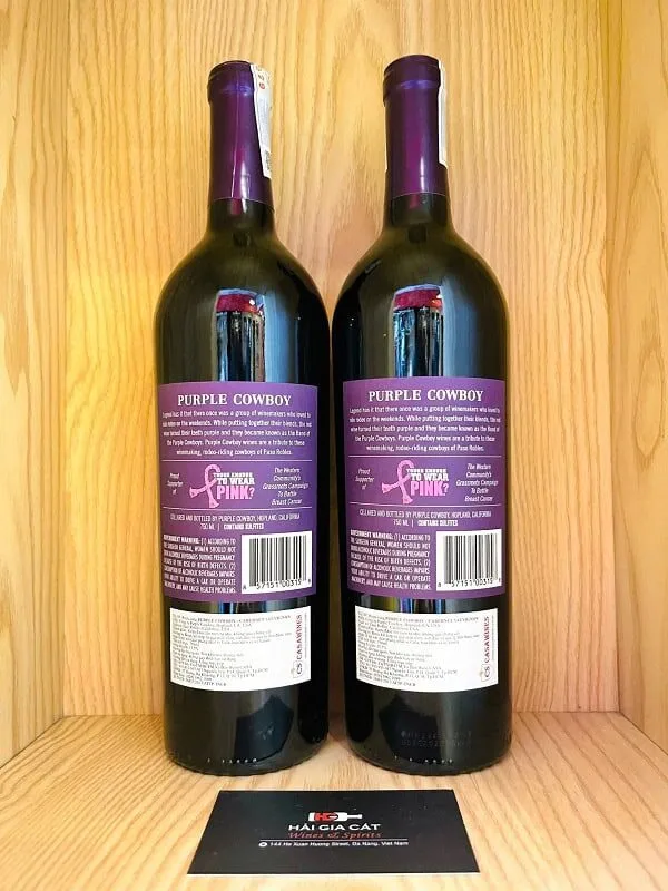 Mặt sau chai rượu vang Purple Cowboy Trail Boss Cabernet Sauvignon