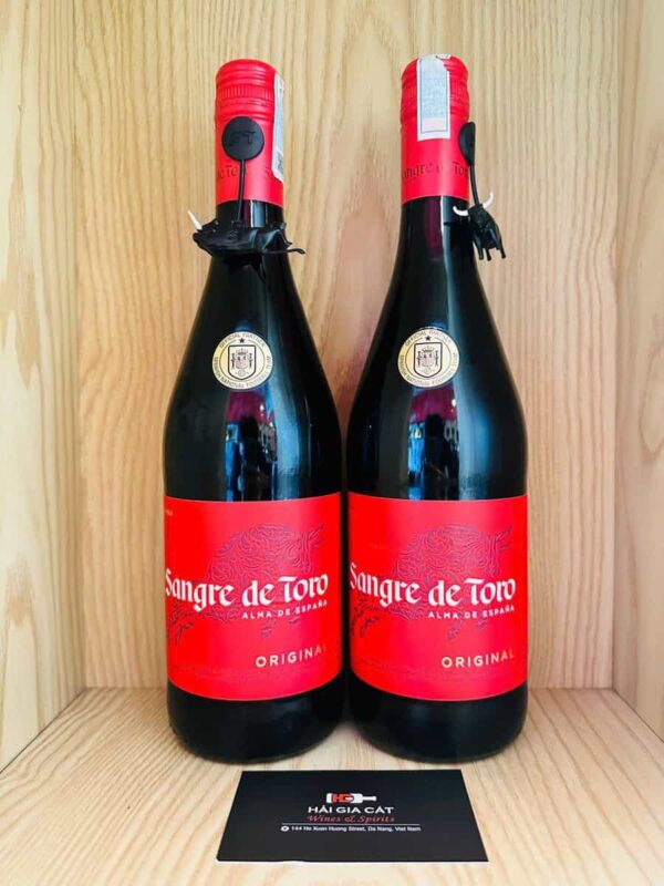 Chai rượu vang Sangre de Toro Original