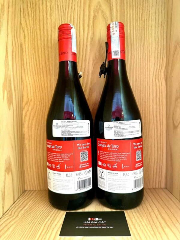 Mặt sau chai rượu vang Sangre de Toro Original