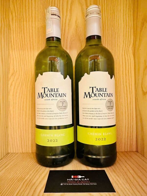 Chai rượu vang Table Mountain Chenin Blanc