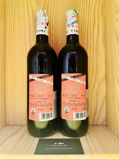 Mặt sau chai rượu vang Tini Sangiovese Cabernet Rubicone
