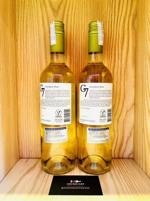 Mặt sau chai rượu vang trắng G7 Sauvignon Blanc