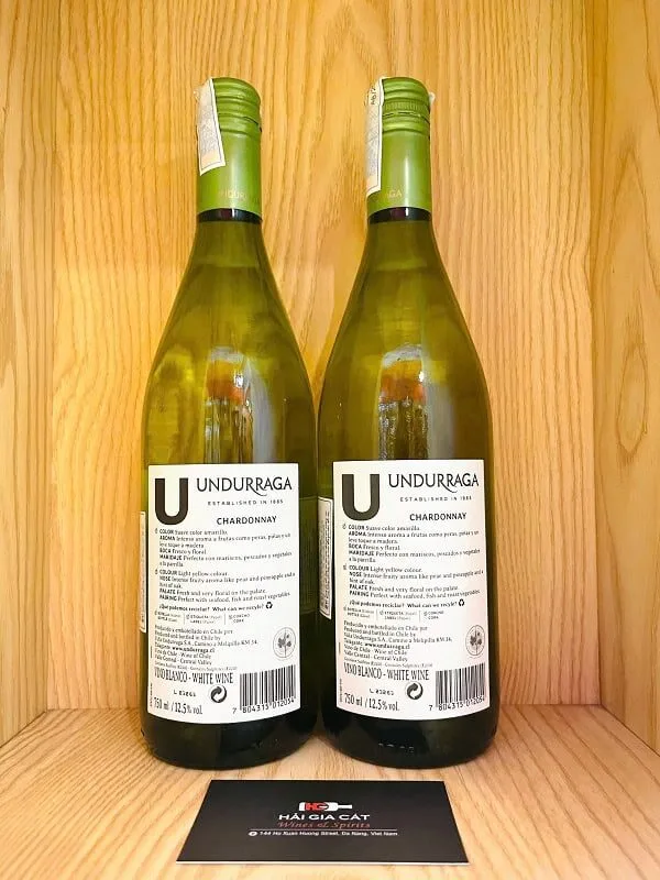 Mặt sau chai rượu vang Undurraga Varietales Chardonnay