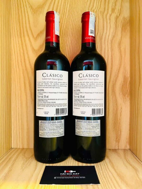 Mặt sau chai rượu vang Ventisquero Clasico Cabernet Sauvignon