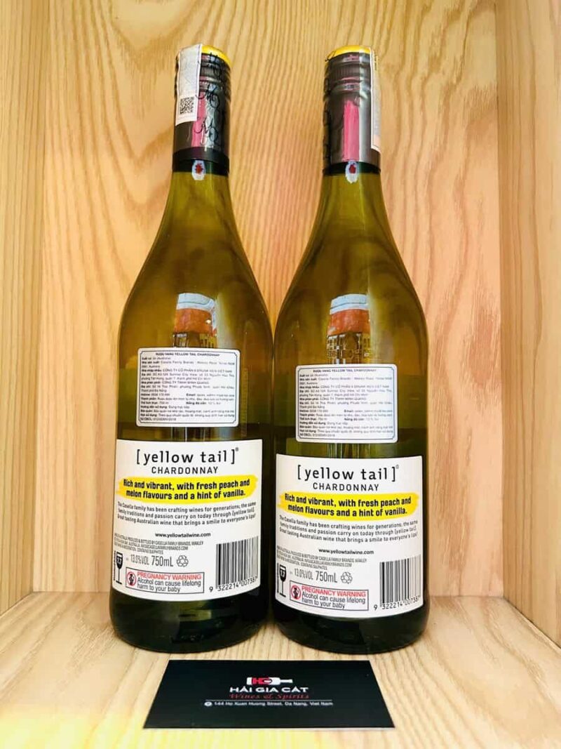 Mặt sau chai rượu vang Yellow Tail Chardonnay
