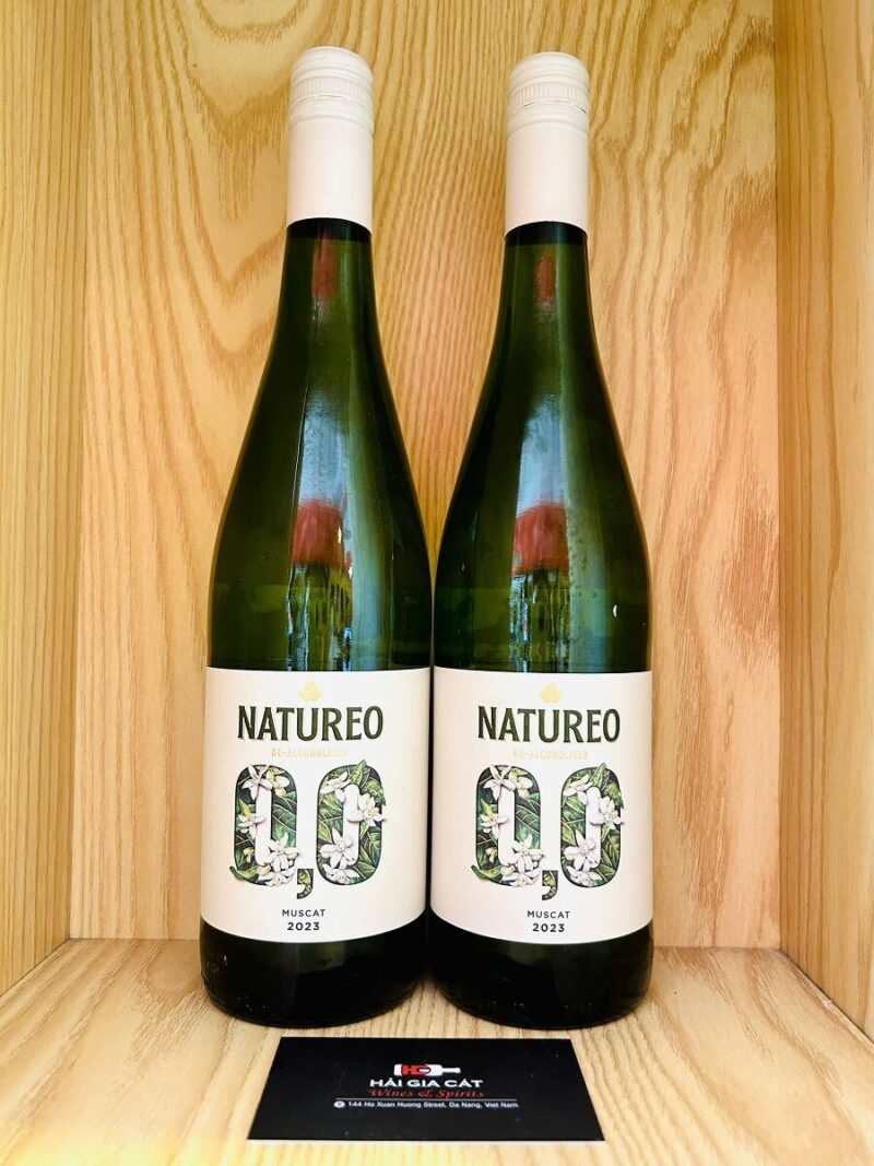 Chai vang Natureo De-Alcoholized Muscat